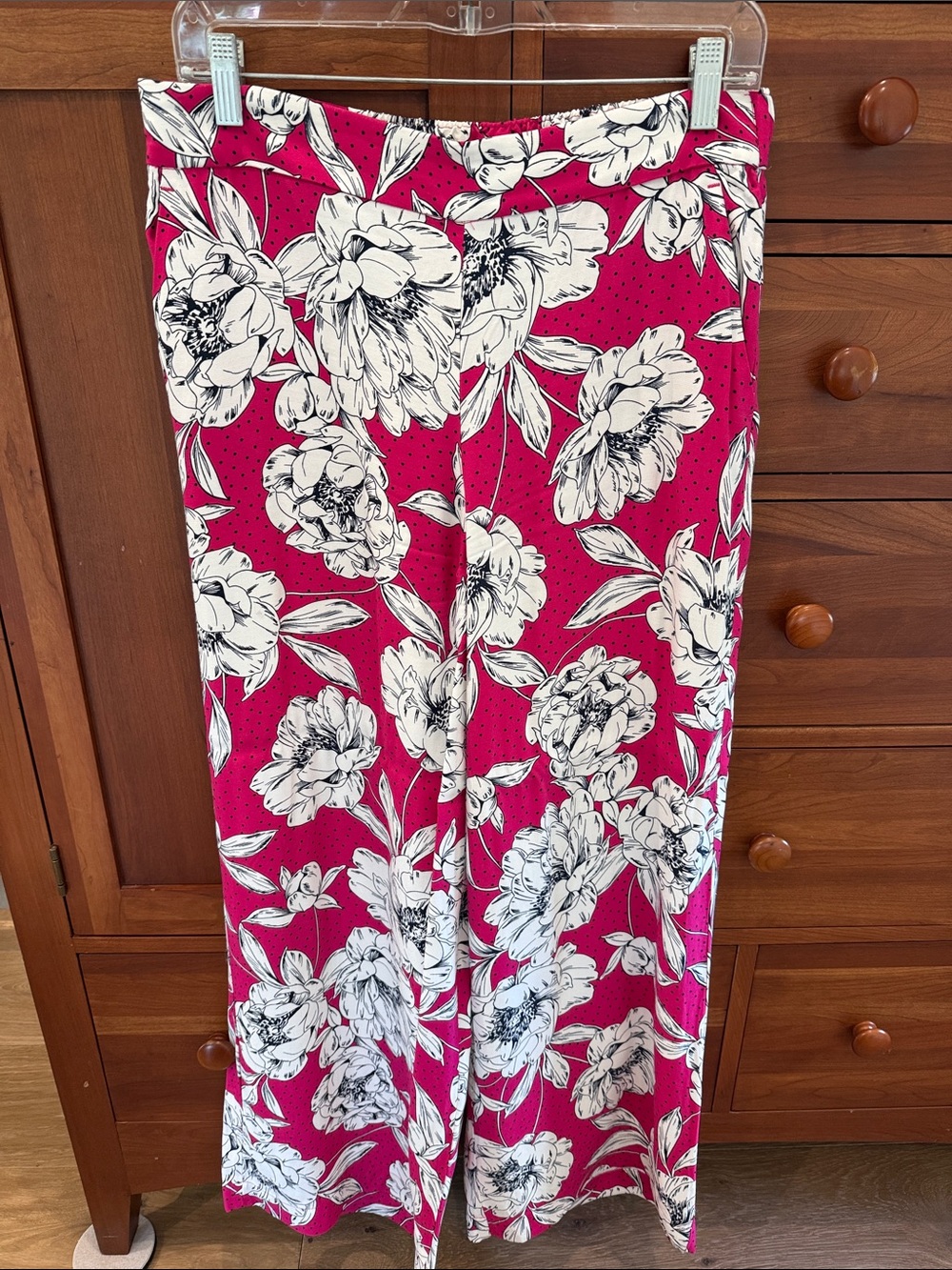 🩷 Loft 🩷 Like New 🩷 Fluid Wide Leg Pant in Peony Garden 🩷 Small 🩷